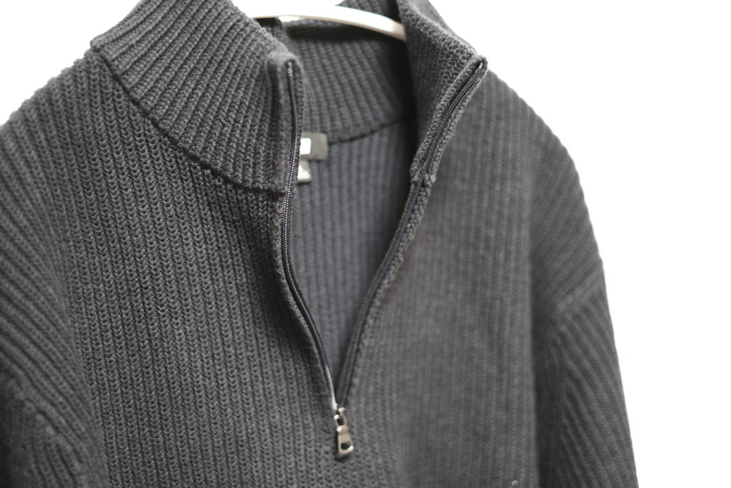 【今年最後のユニクロ！】超名作登場！先行発売だったウォッシャブルミドルゲージハーフジップ セーター（長袖） | nakaiPay